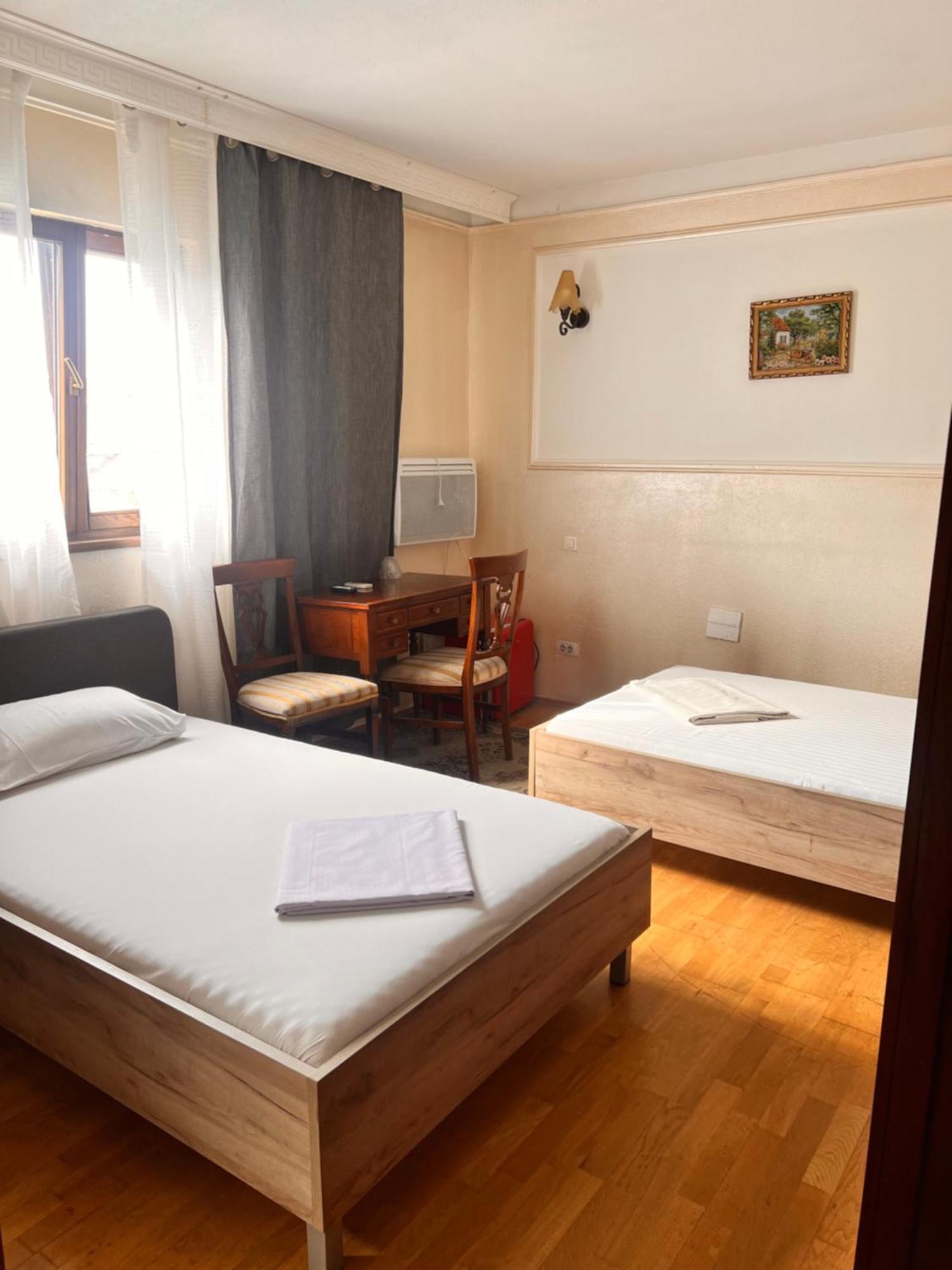 Pensiunea La Palia Iasi Exterior foto